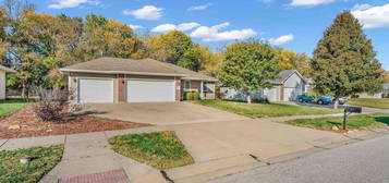 4819 SW Misty Harbor Ave, Topeka, KS 66610