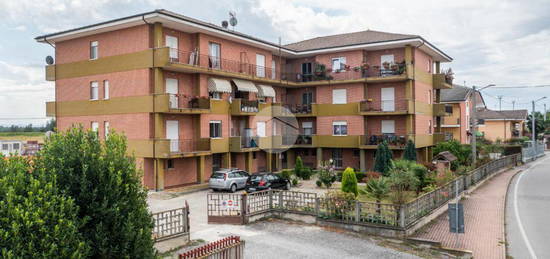 2 LOCALI A CERVERE