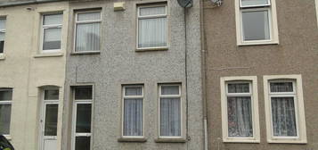 2 bedroom terraced house