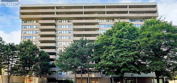 708 - 40 BAY MILLS BOULEVARD, Toronto (Tam O'Shanter-Sullivan), Ontario