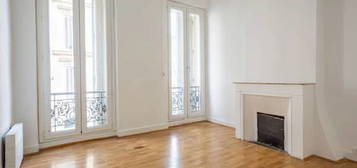 Location d'un T2 non meublé au 3 Rue Charles Plumier, 13002, Marseille