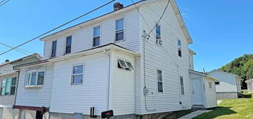 1051 1st St, Windber, PA 15963