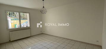 Appartement  à louer, 3 pièces, 2 chambres, 58 m²