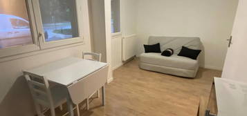 Studio meublé  à louer, 1 pièce, 24 m², Étage 0/–