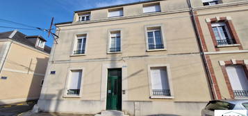 A Vendre - CHATEAUDUN - Appartement 79m²