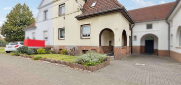 Geräumiges historisches Stadthaus, großer Garten, fester Außenpool in zentraler Lage von Rheine