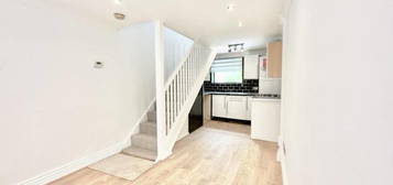 1 bedroom terraced house to rent