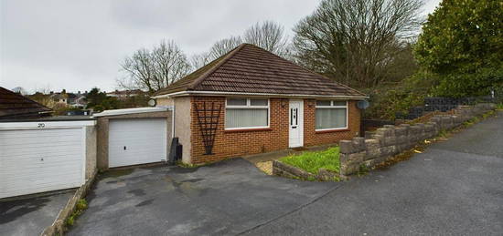 3 bed link detached house for sale