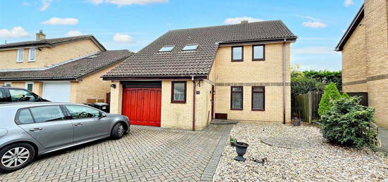 4 bedroom detached house