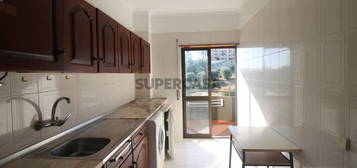 Arrenda-se Apartamento T1, Monte Formoso