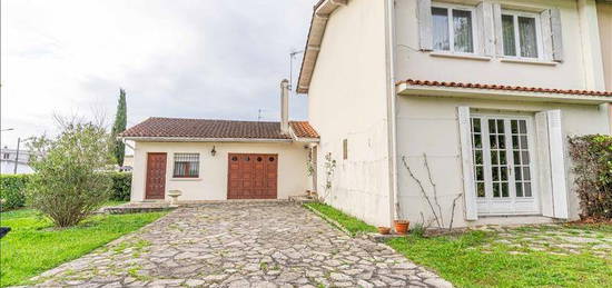 Maison  à vendre, 6 pièces, 4 chambres, 112 m²