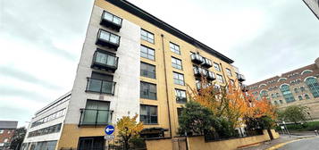 Property for sale in Lord Street, Watford WD17