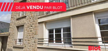 DEJA VENDU PAR VOTRE AGENCE BLOT IMMOBILIER DE FOUGERES - Appartement - 1 chambre - quartier FORUM