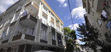 ESENYURT GÜZELYURTTA YÜKSEK GİRİŞ SATILIK 1+1 DAİRE