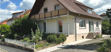 Einfamilienhaus mit cleverem Grundriss, Hoffläche und Hobby-Anbau ++provisionsfrei++