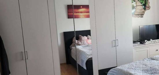 Freundliche und gepflegte 2-Zimmer-Wohnung mit Balkon und EBK in Soltau