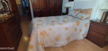 Apartamento T2 em Alhandra