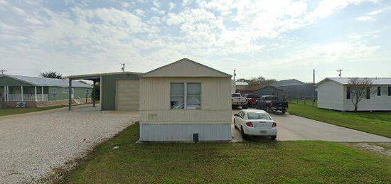 1105 W  Harrison Ave, Port O Connor, TX 77982