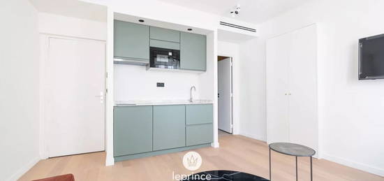 Studio  à louer, 1 pièce, 18 m², Étage 1/–