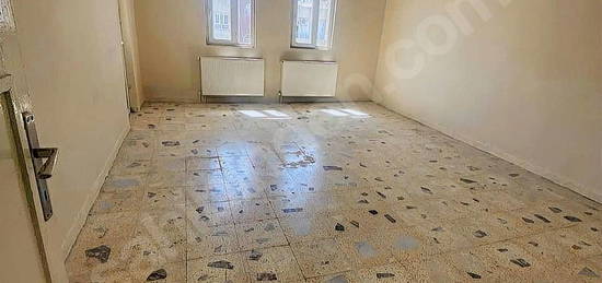 MEMURA 3+1 KOMBİLİ ,ASANSÖRLÜ HASARSIZ DAİRE