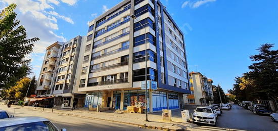 ALİ ÇİFTER' DEN TAŞKÖPRÜ CADDESİ ÜZERİNDE KİRALIK 3+1 LUX DAİRE