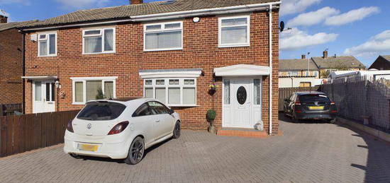 3 bedroom semi-detached house for sale