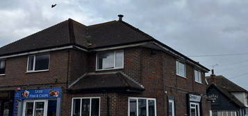 Flat to rent in Oak Lane, Lydd, Romney Marsh TN29