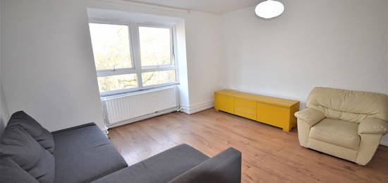 Flat to rent in Crowfield House, 125 Highbury New Park, London N5