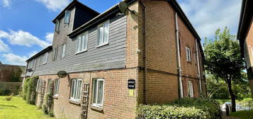 2 bed flat to rent