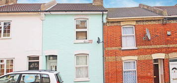 2 bedroom terraced house