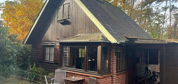 Uriges Wochenendhaus auf weitläufigem, tollem Pachtgrundstück in idyllischer Lage