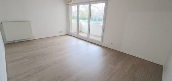 Appartement  à louer, 3 pièces, 2 chambres, 62 m²