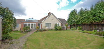 4 bedroom detached bungalow for sale