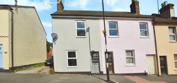 2 bedroom terraced house