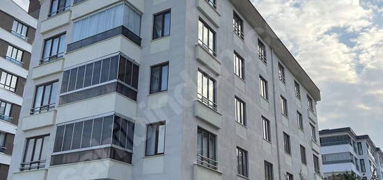 Hocacihan 3+1 bakımlı daire 3 cepheli