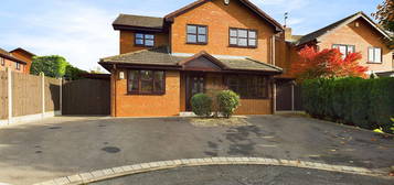 4 bed detached house for sale