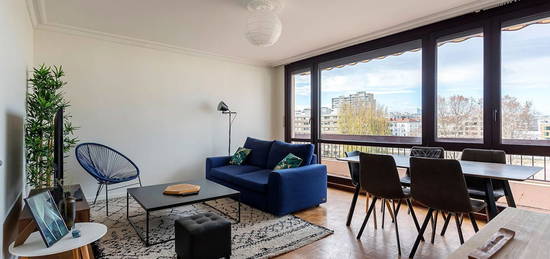 Appartement meublé  à louer, 6 pièces, 1 chambre, 127 m²