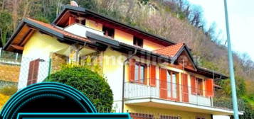 Villa unifamiliare, ottimo stato, 198 m², Laveno, Laveno-Mombello