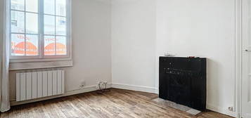 Studio  à vendre, 1 pièce, 27 m², Étage 1/2