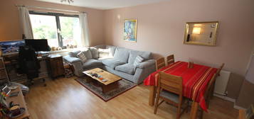 2 bed flat to rent