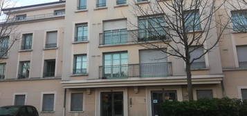 MANTES LA JOLIE : appartement F3 (63 m²) en location