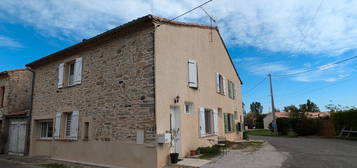 Maison à la campagne