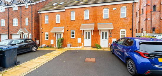 3 bed terraced house to rent