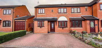 3 bedroom semi-detached house for sale