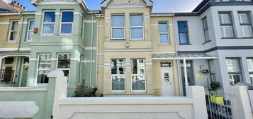 4 bedroom terraced house for sale