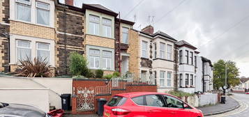 3 bed terraced house for sale