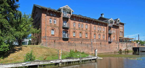 Außergewöhnliches Wohnambiente am Hafen