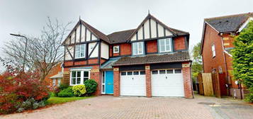 5 bedroom detached house