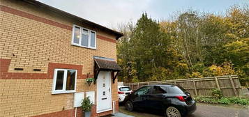 Semi-detached house for sale in Kingfisher Close, Woodford Halse, Northamptonshire NN11