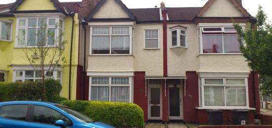 4 bed terraced house to rent